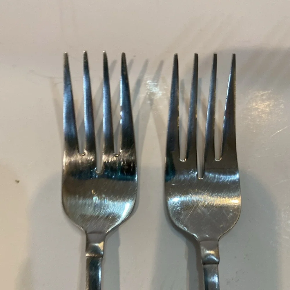 Towle Stainless Steel Flatware TWS550 Salad Forks (Two) 7 1/8